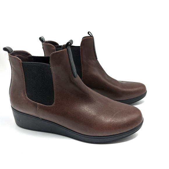 COLE HAAN Signature Grandos Waterproof Wedge Chelsea Boots-7.5 - Picture 2 of 14